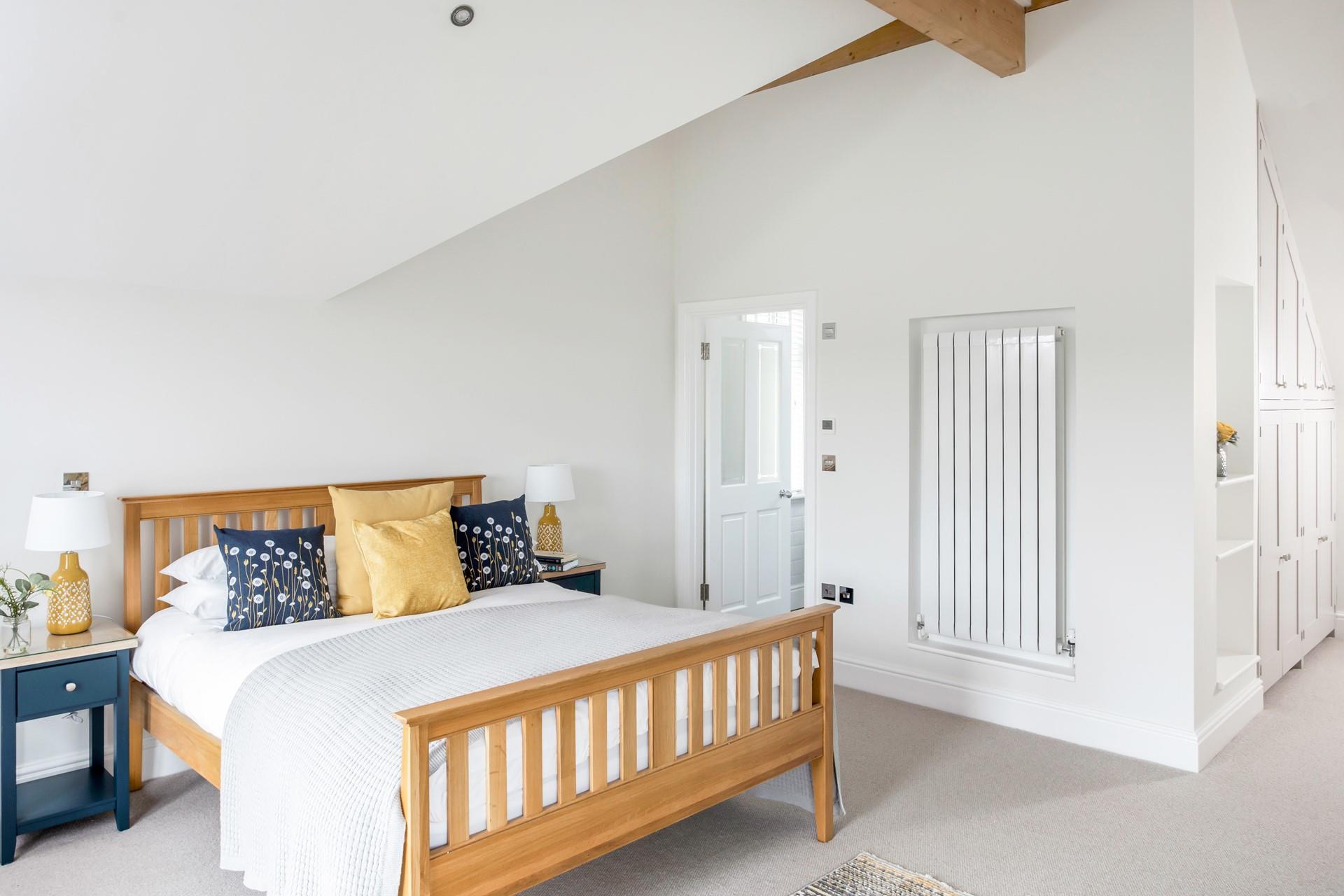 Tuck into the spacious king size bed and drift into a peaceful night's slumber.