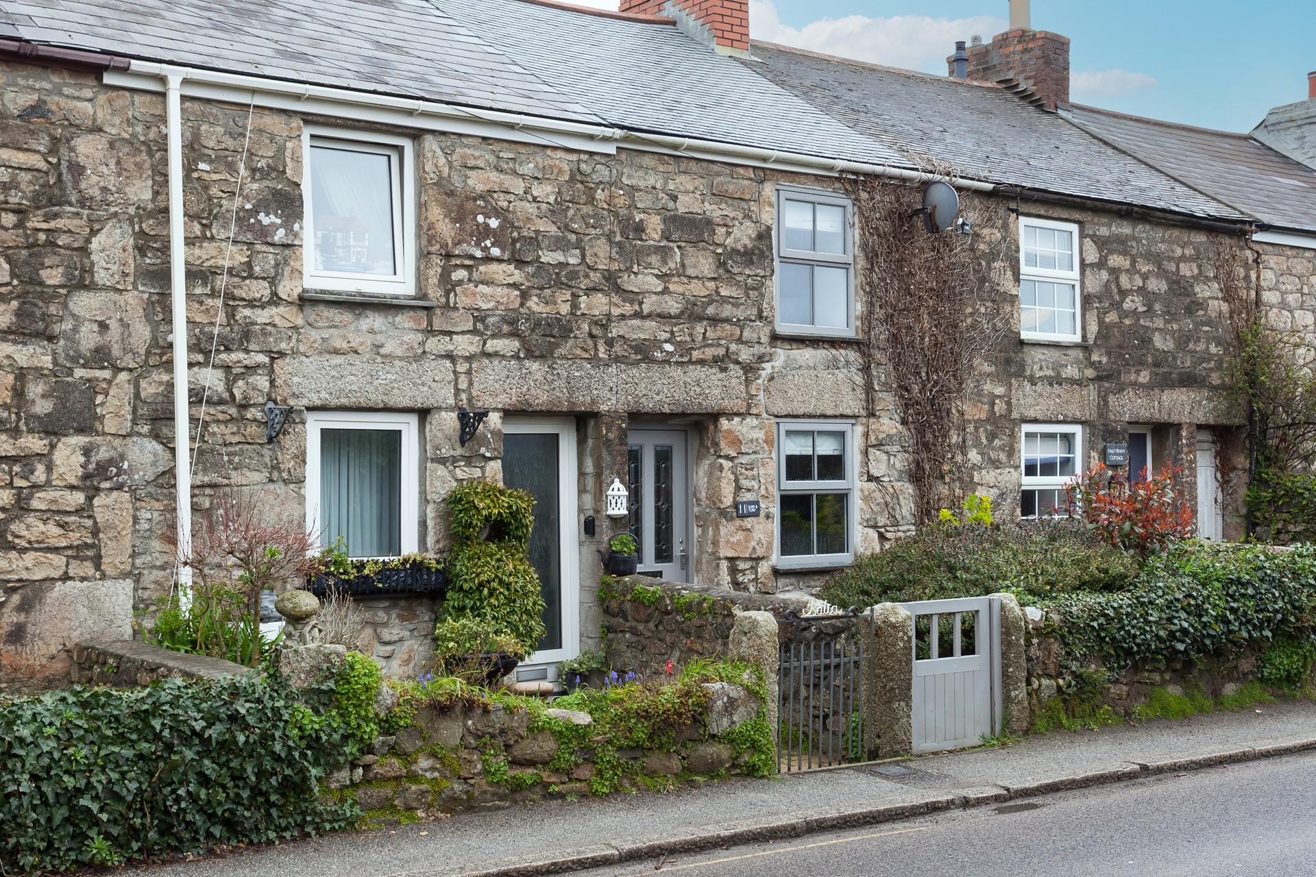 Surf and Turf is full of traditional Cornish cottage charm.
