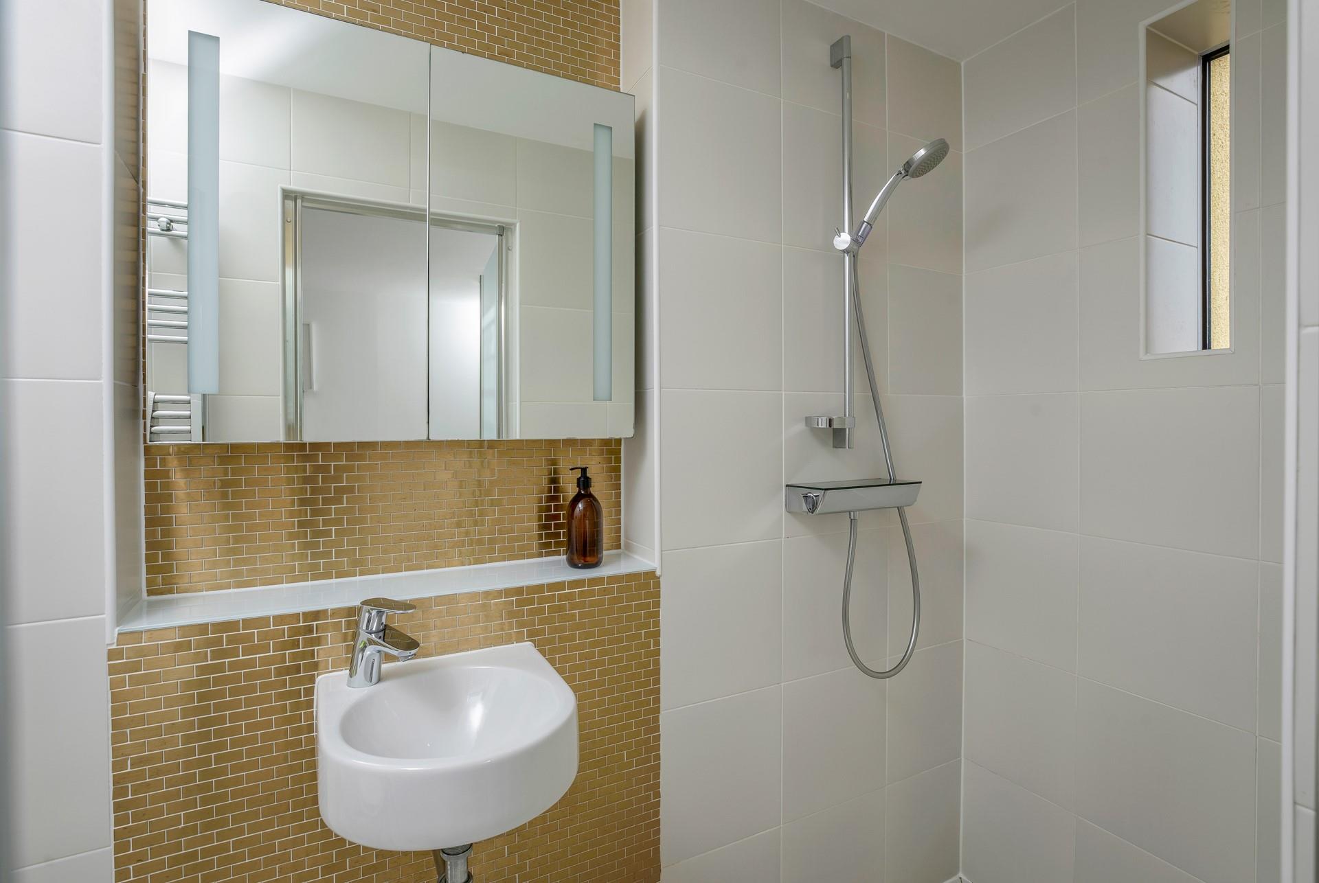 Wash off sandy toes after a day on the beach.