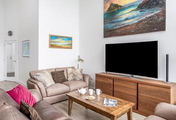 We love the St Michael's Mount artwork in the open plan living space!