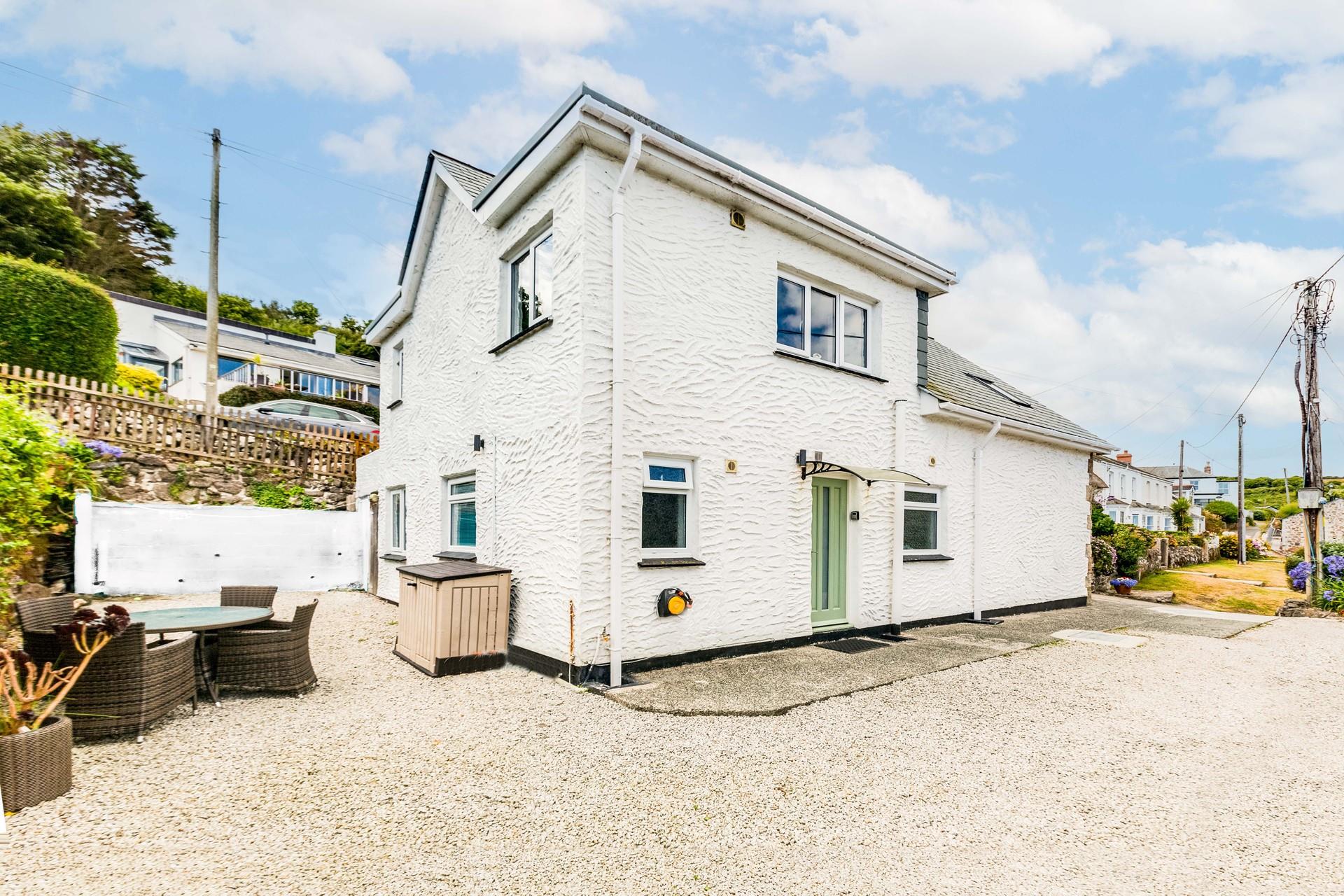 There is plenty of parking so you can explore Cornwall knowing you have a space to come back to.