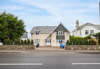 Step out the doorstep and be on the white sands of Carbis Bay in minutes.