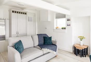 Spend quality time as a couple at this Cornish bolthole.