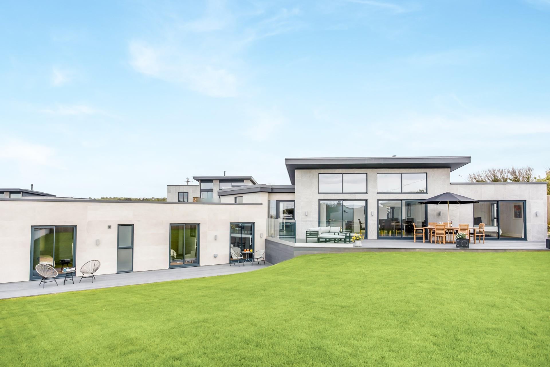 Your furry friends will love exploring the large garden!