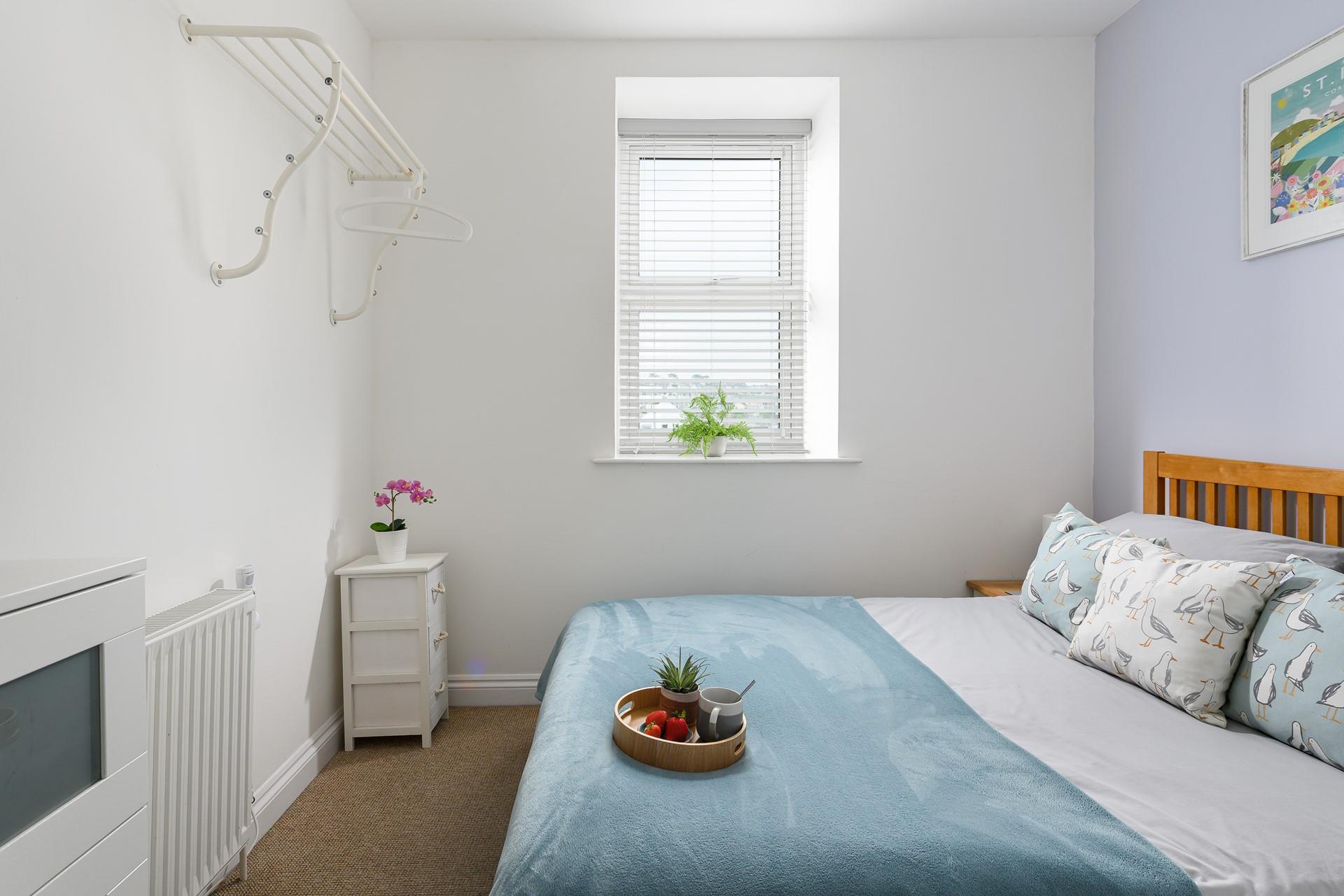 Sip your morning cuppa in bed whilst you discuss the day's plans.