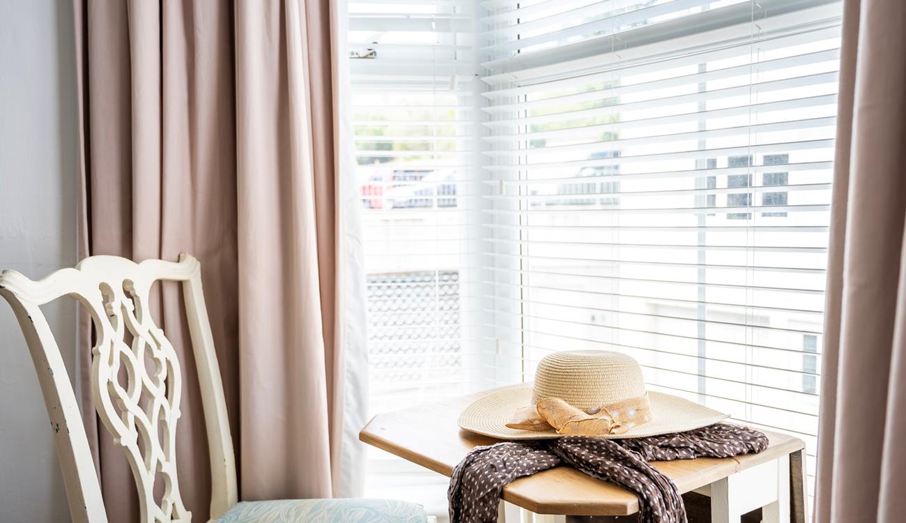 Enjoy a morning cuppa at the desk whilst you decide on the day's plans.