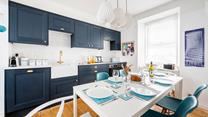 Sit around the dining table and tuck into a hearty breakfast surrounded by your nearest and dearest.