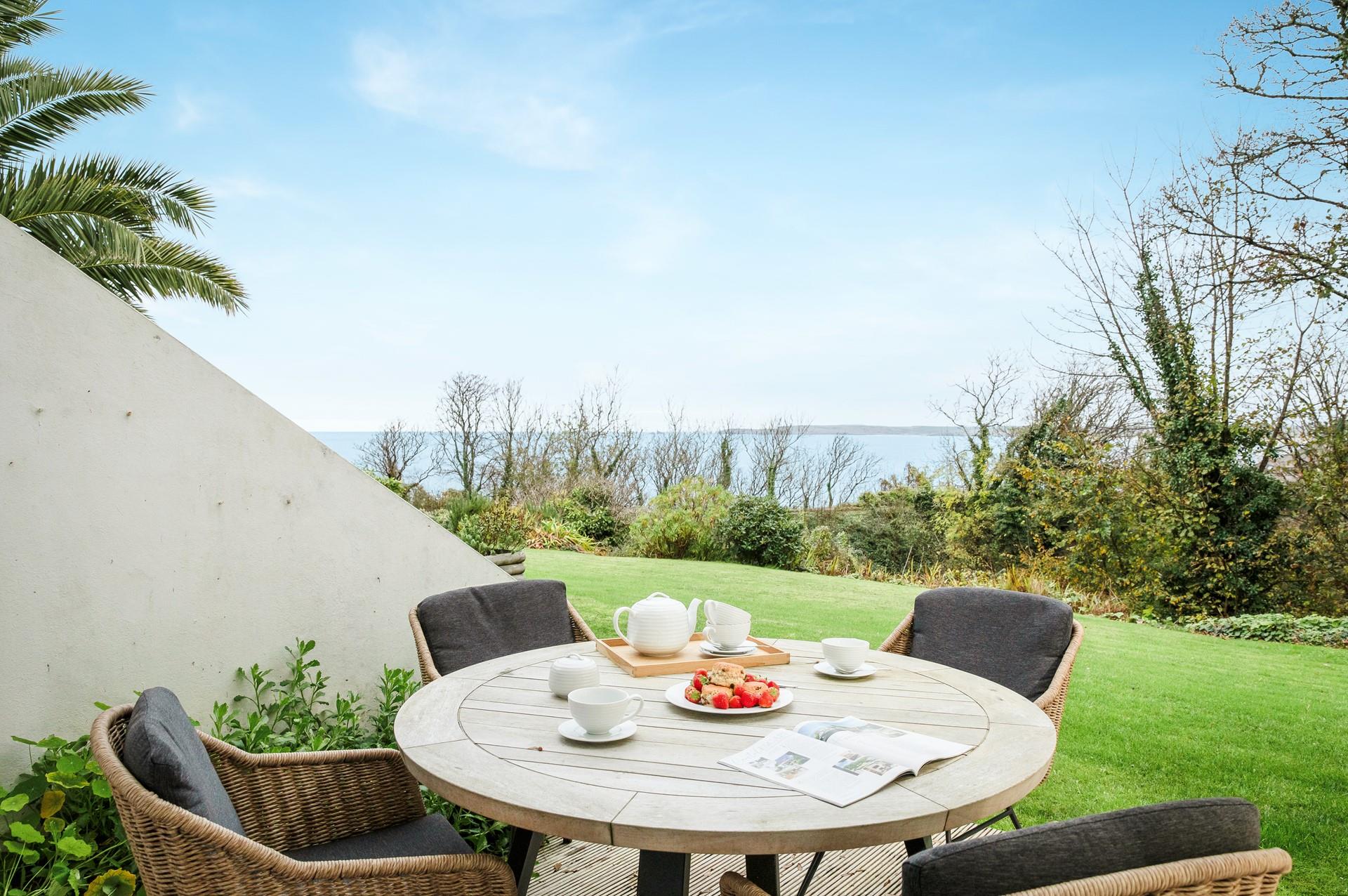 Dine al fresco with the sea as your backdrop.