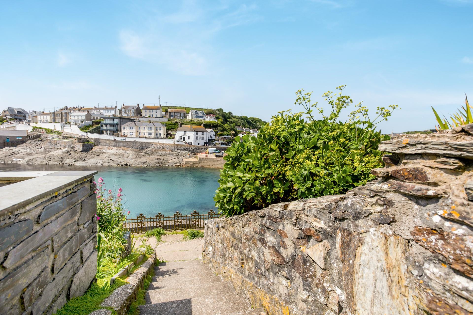 Wander down the steps for a morning stroll across the harbour.