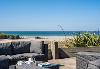 Take your morning coffee out on the decking watching the waves ebb and flow.