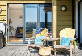 Sea Spray offers al fresco living at its best!