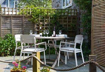 Enjoy long lazy breakfasts in the courtyard pondering the day's plans.