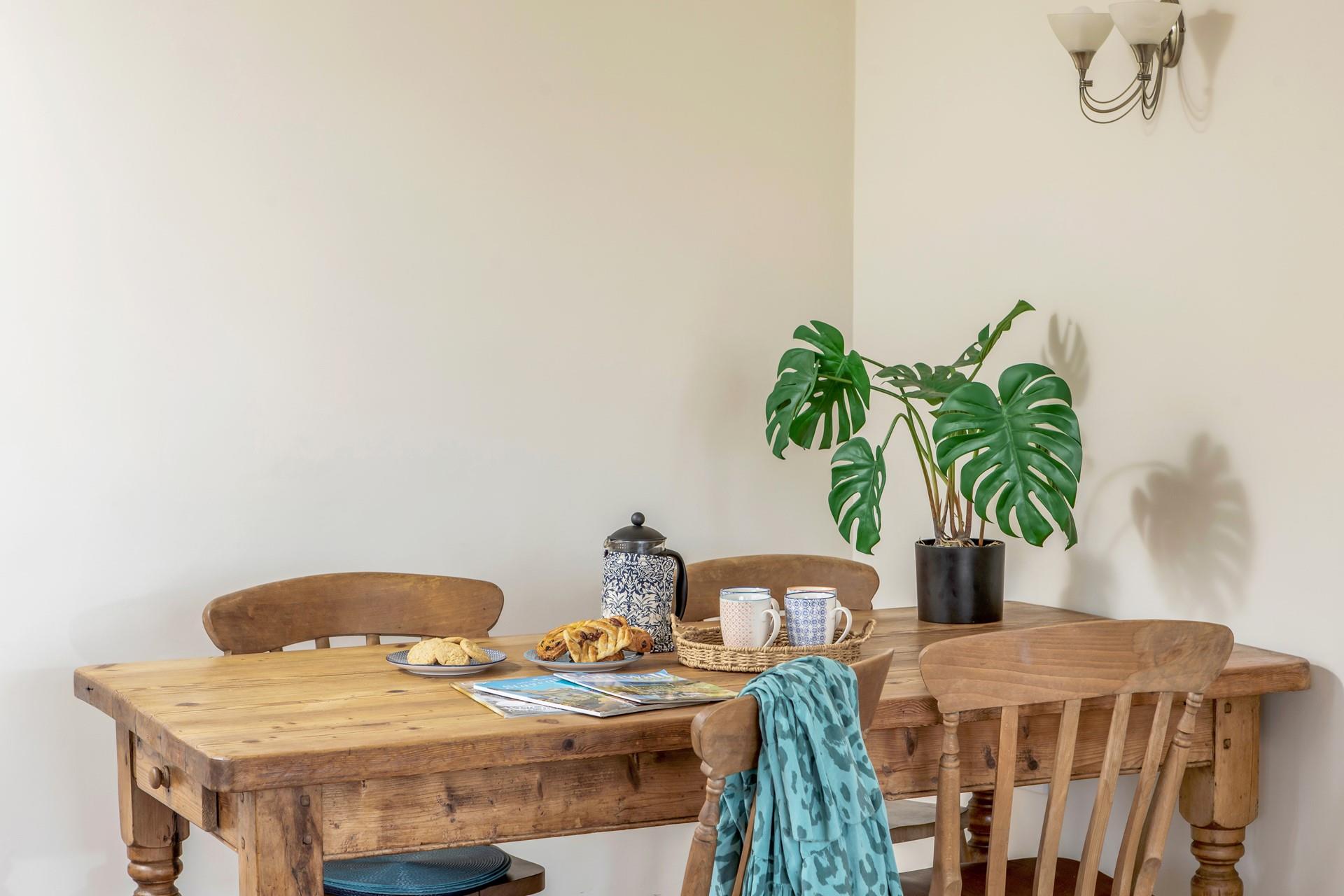 Tuck into warm buttery pastries and a fresh pot of coffee in the morning.