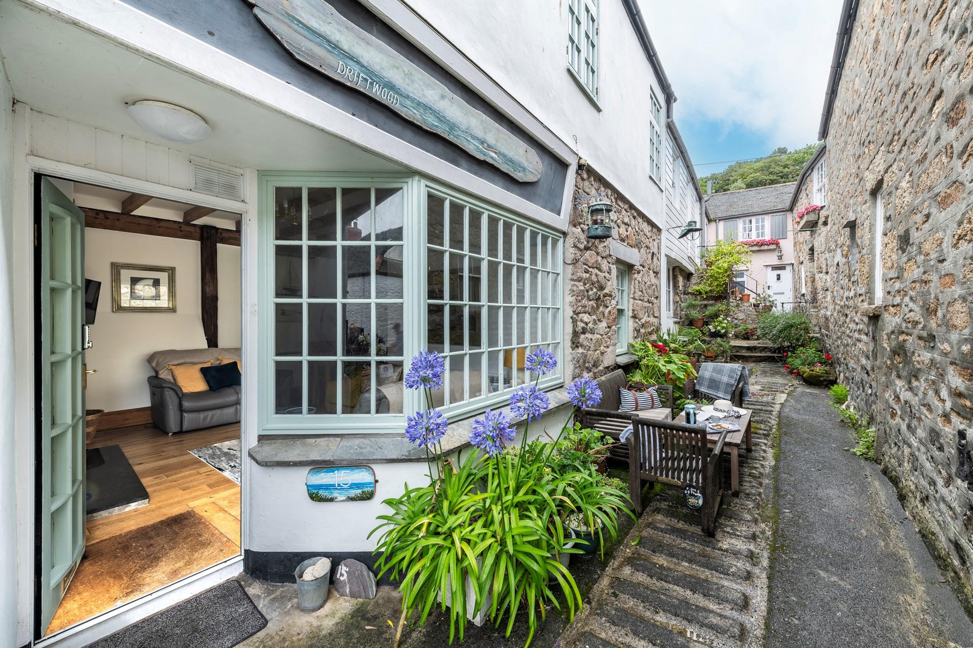 Step into the doors of Driftwood and forget about the stresses of daily life.