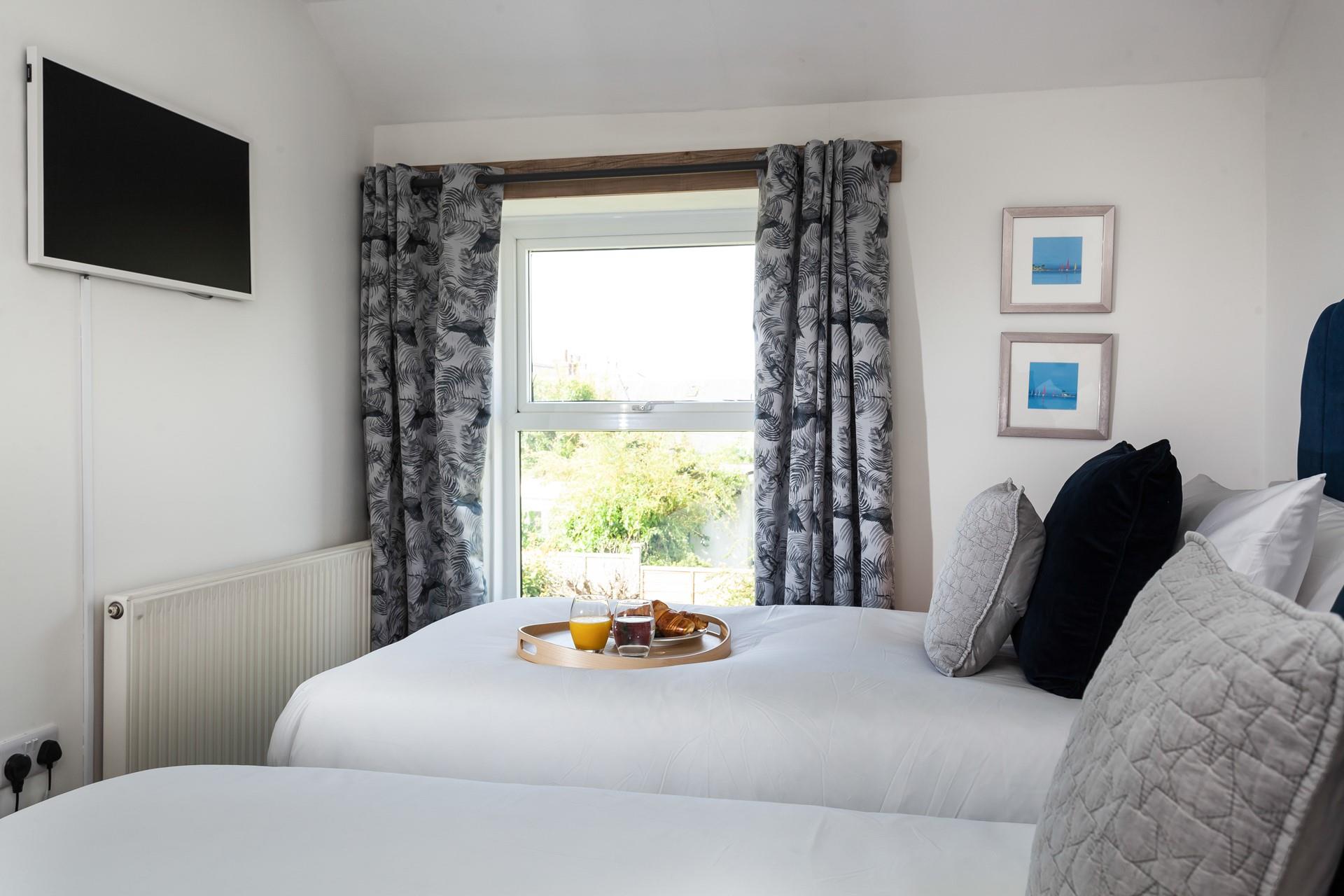 Zip and link beds mean you can be flexible, offering twin beds or a king size.