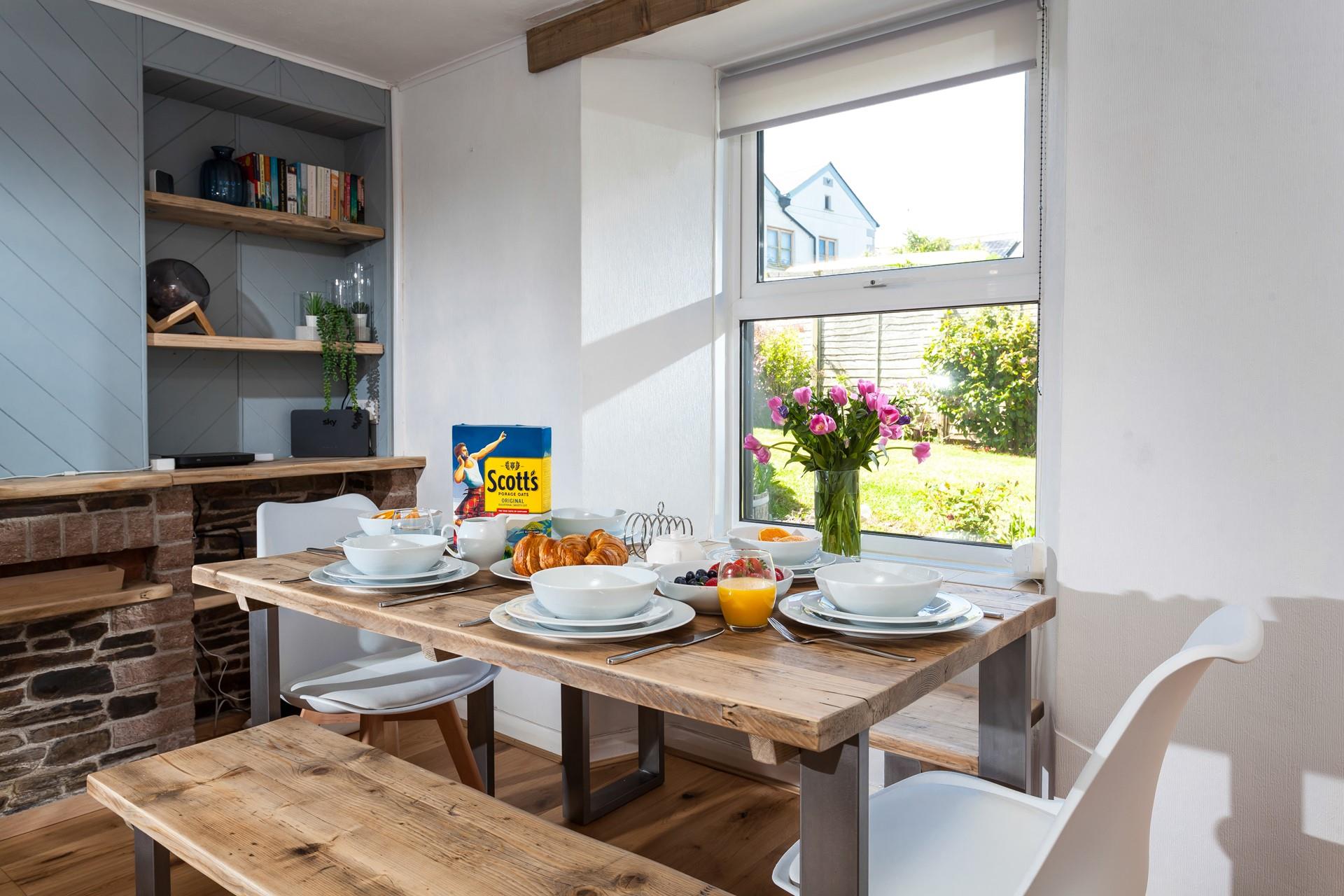 Gather round the dining table and plan your day over a delicious breakfast.