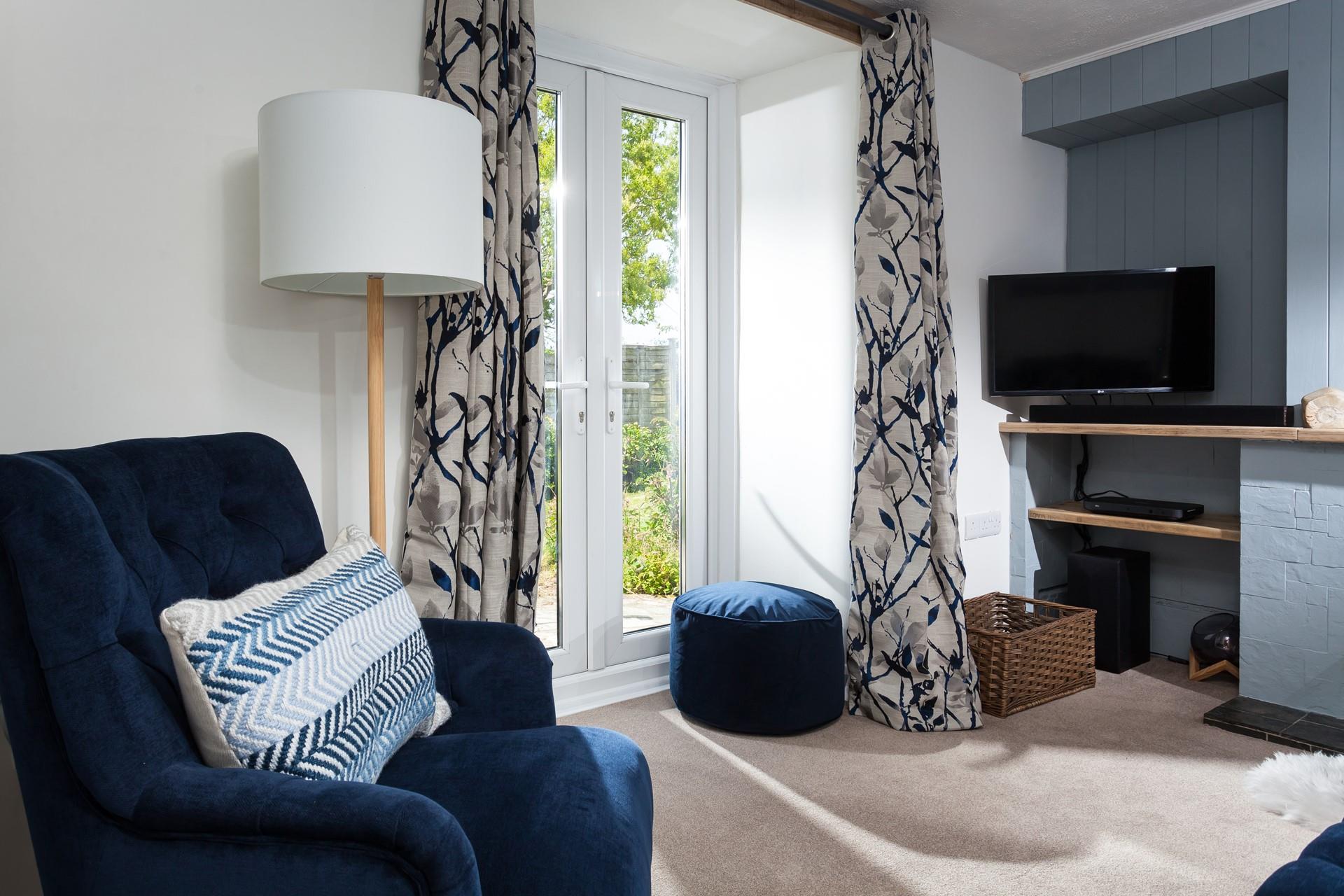 Unwind in the sumptuous sofas after a day of strolling the quaint harbour.