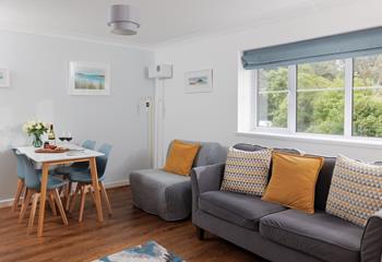 Relax and unwind in the cosy apartment after spending the day on the sand.