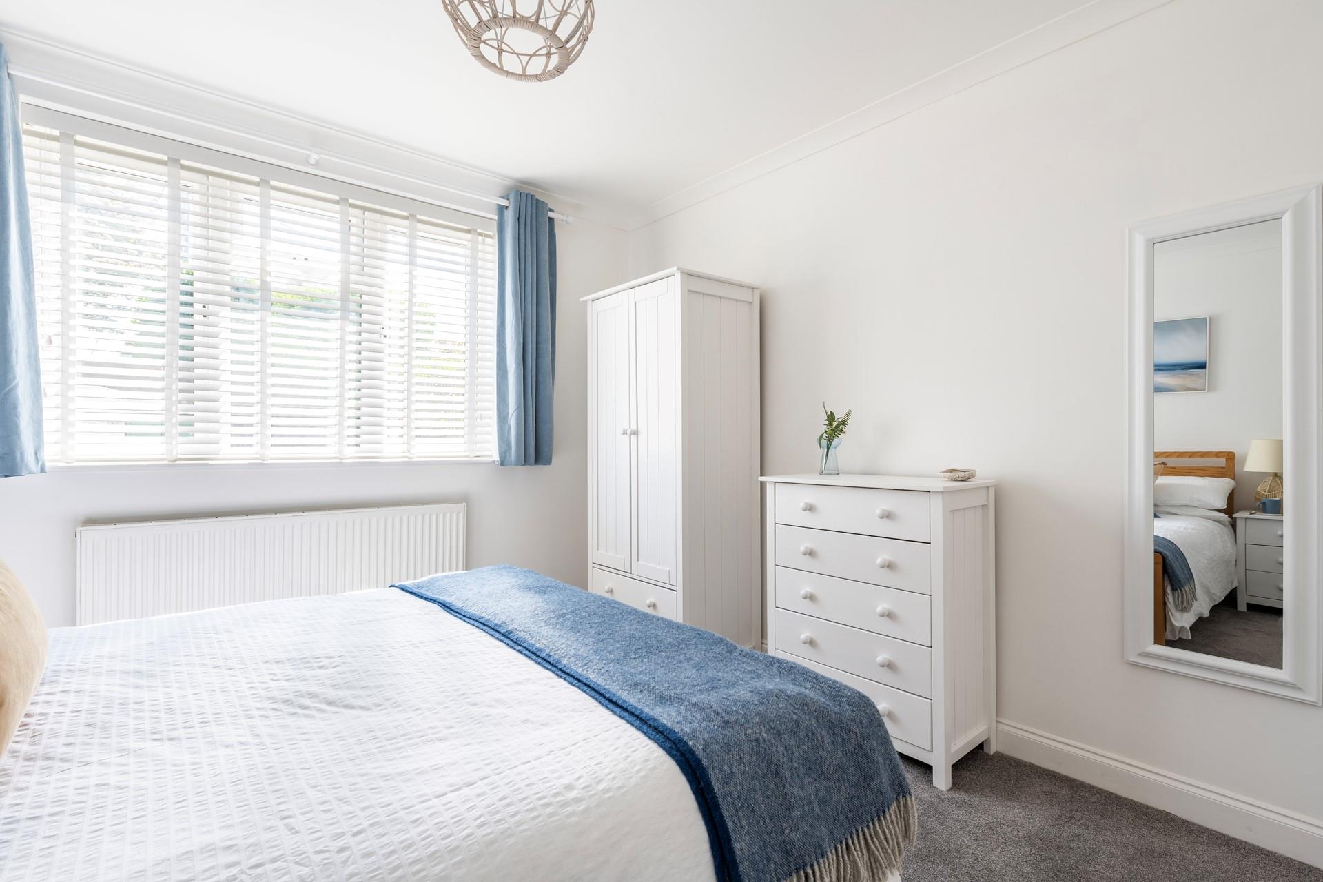 Rest and rejuvenate ready for the day ahead in the spacious king size bed.