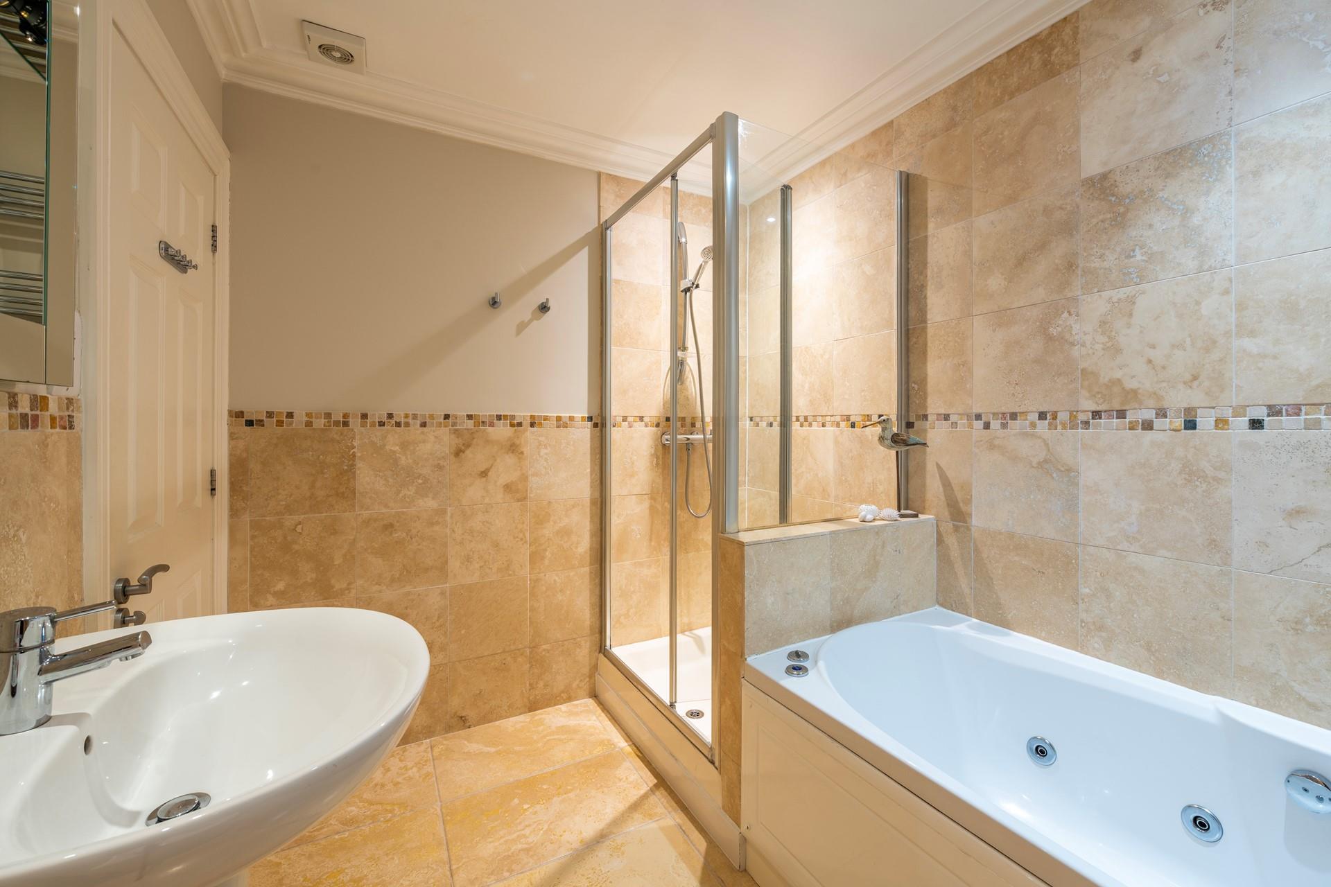 Wash off sandy toes in the shower and into town for some fine dining on the harbour.