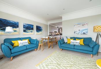 The blue and yellow decor reflects the close proximity to Porthminster Beach.