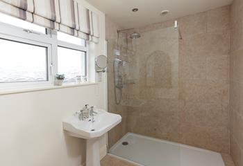 With 5 bathrooms, there is plenty of room for everyone to get ready each morning.