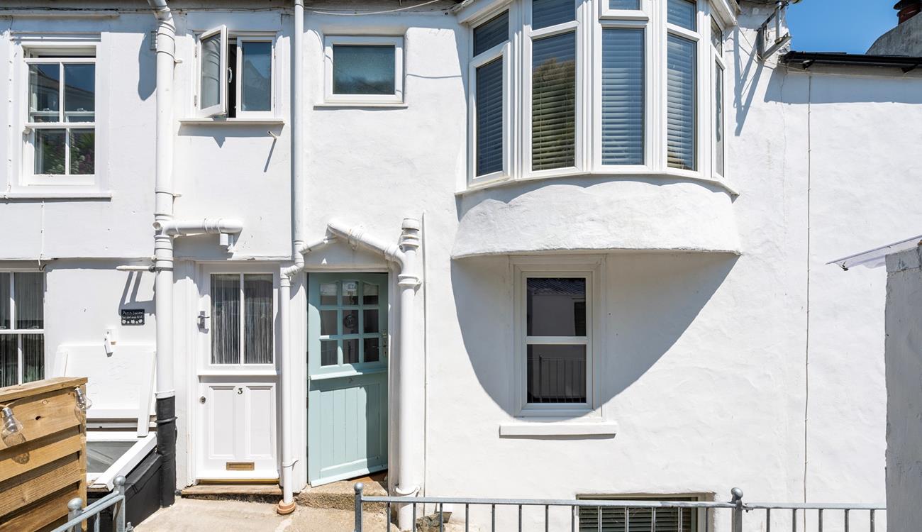 Your furry friend will love exploring the cobbled streets too!