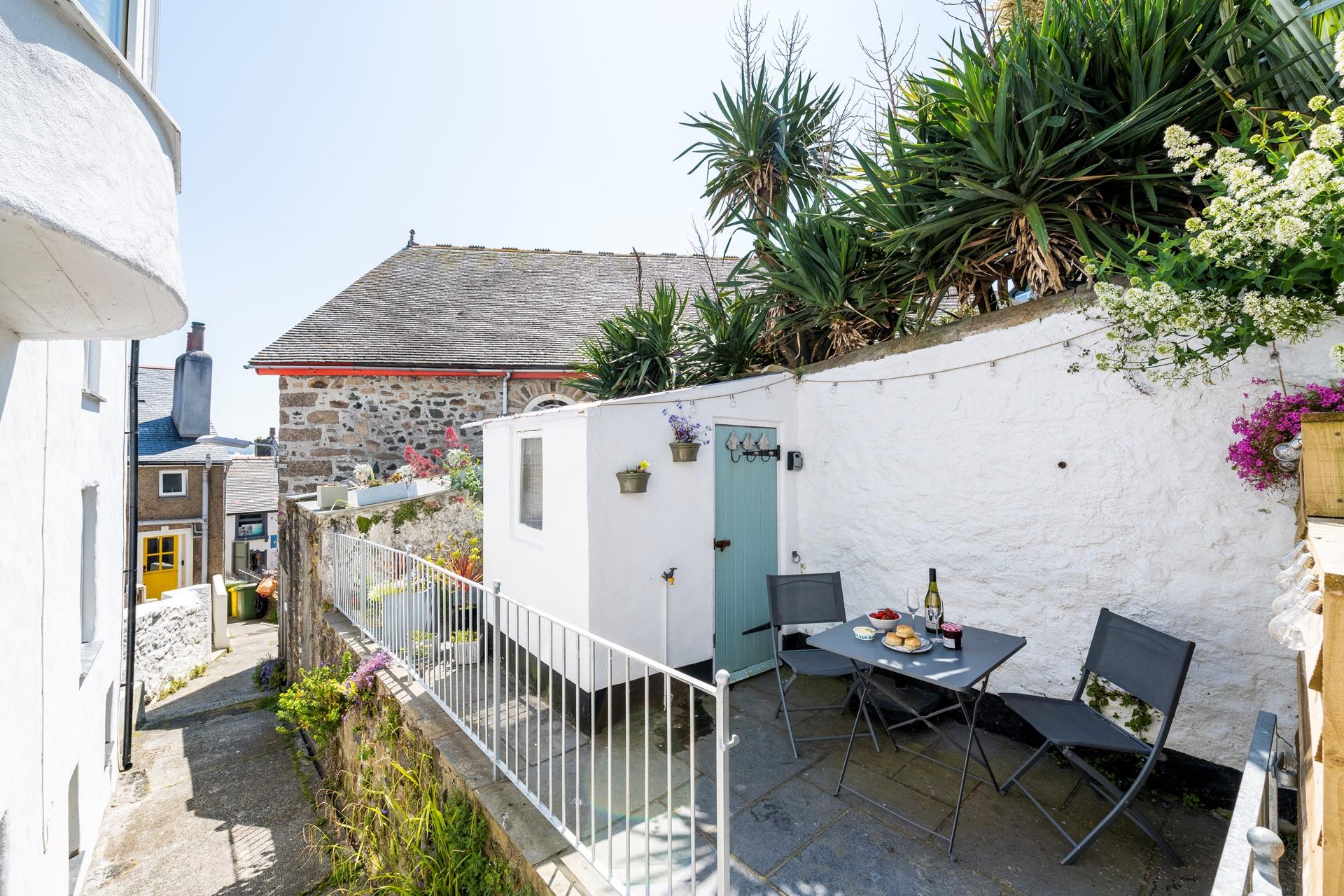 Step out the door and within minutes you will find yourself on the cobbled streets of the harbour.