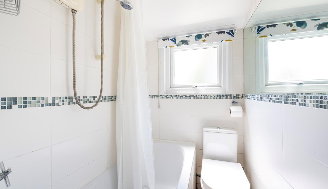 Run yourself a relaxing bath and unwind after a coast path ramble.