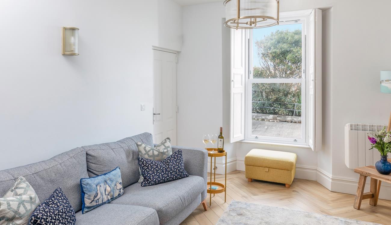 Cosy and stylish interiors await you at Harbour Watch - 3a Tregenna Terrace.