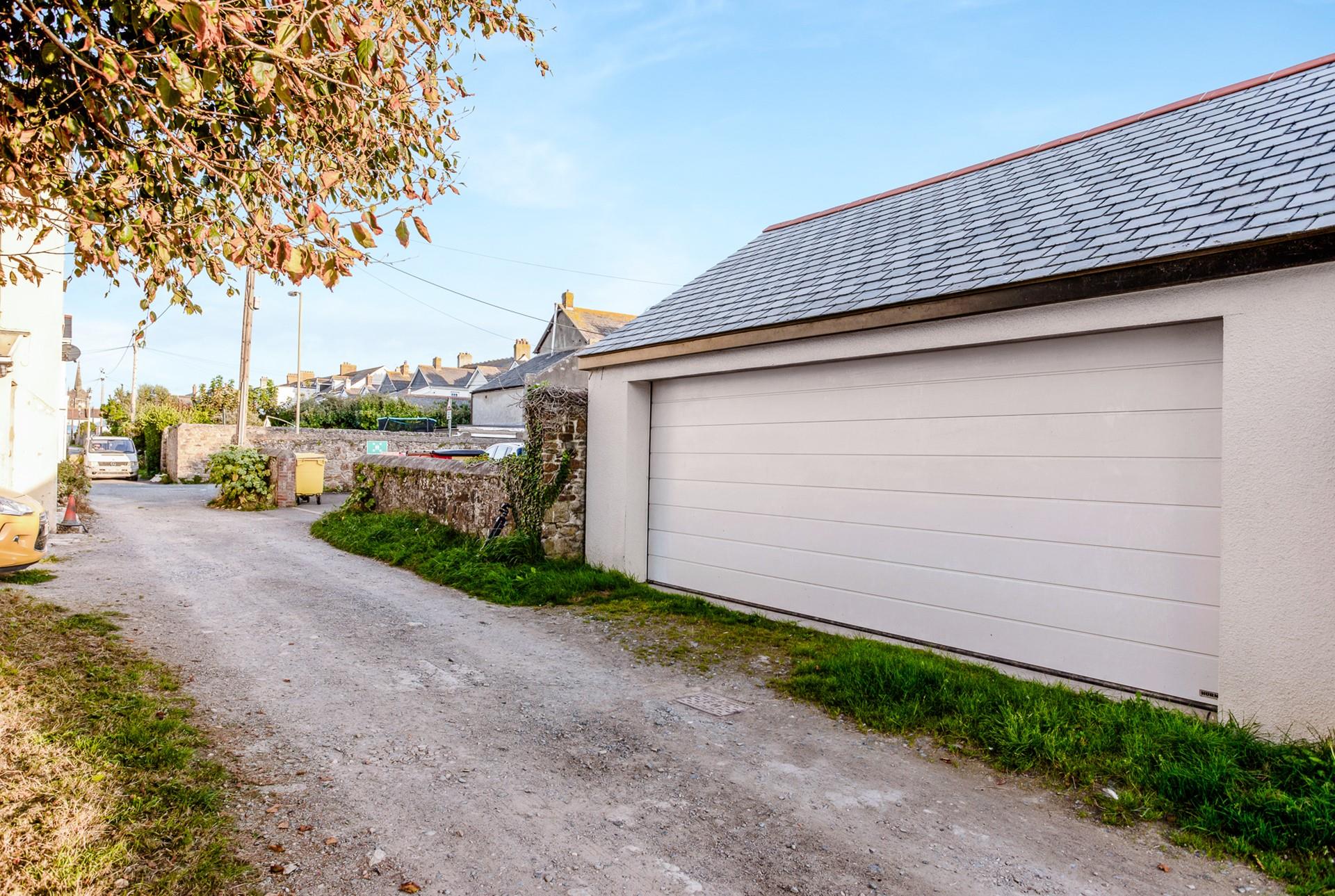 Park up in the garage and forget about the car, all you need can be explored on foot.