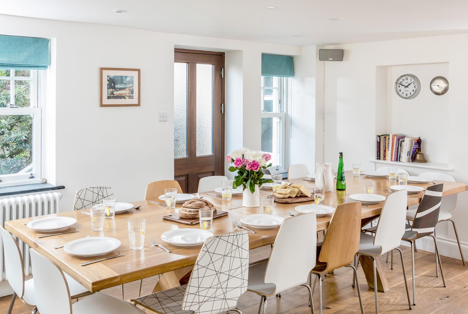 Tuck into tasty meals with fresh ingredients bought locally.