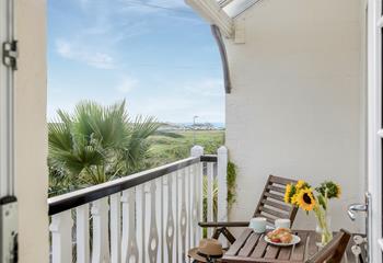 Enjoy breakfast on the balcony with the sun on your face.