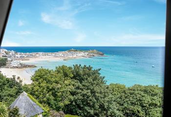 St Ives never disappoints with tropical white sand and turquoise water.