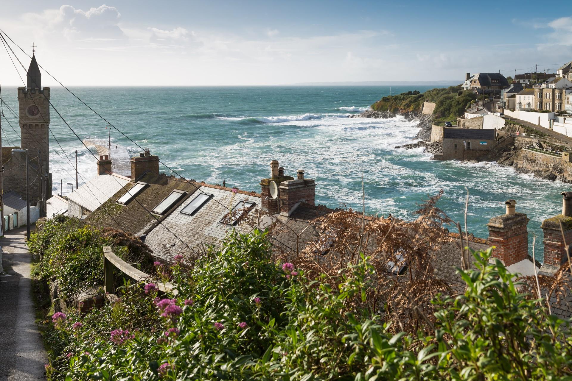 In winter months, storm watch from the comfort of the cottage.