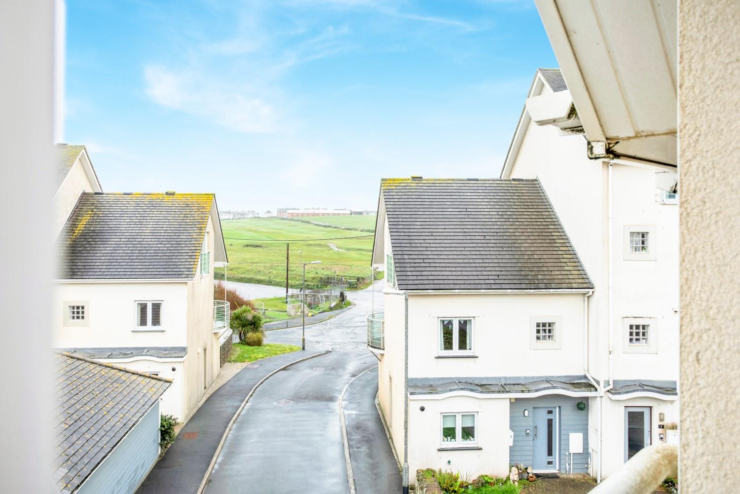 Glimpses of beautiful Bude's golf course, just a short walk away.