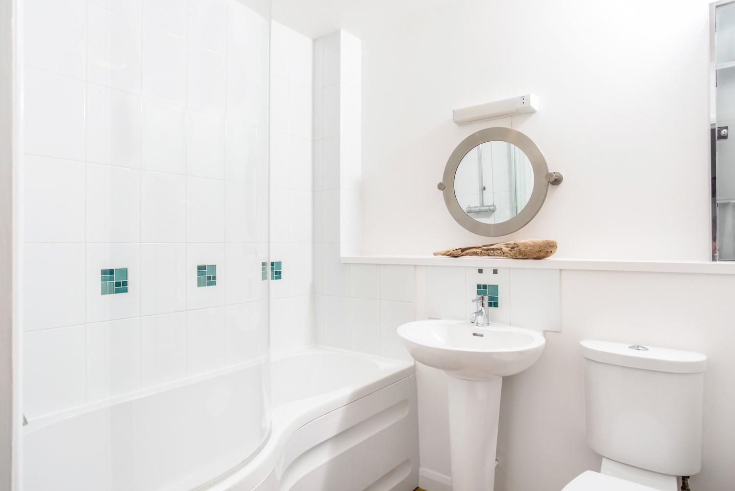 Subtle seaside decor create a calming feel at Nownsek.