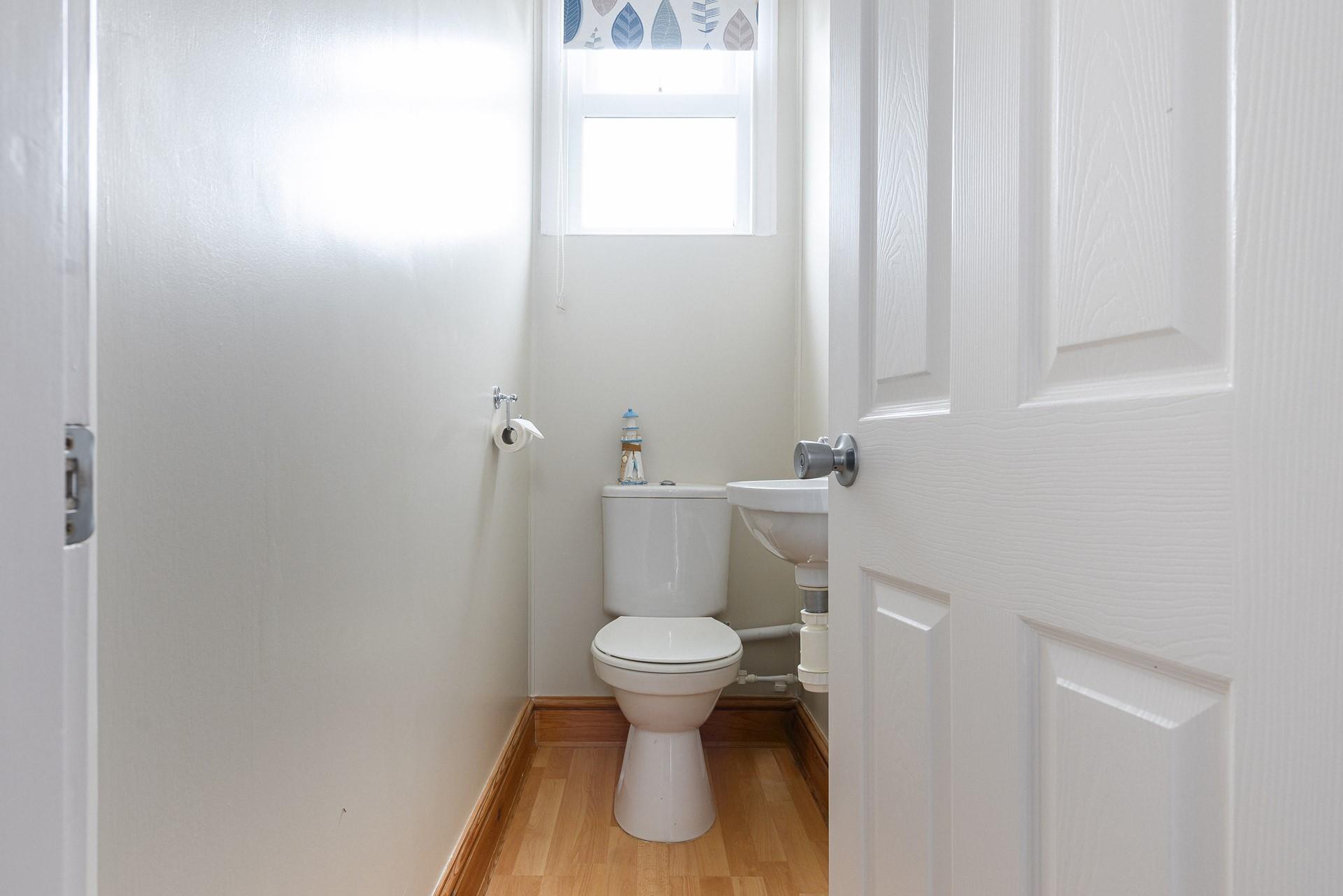 A handy, additional toilet helps avoid morning queues for the bathroom. 