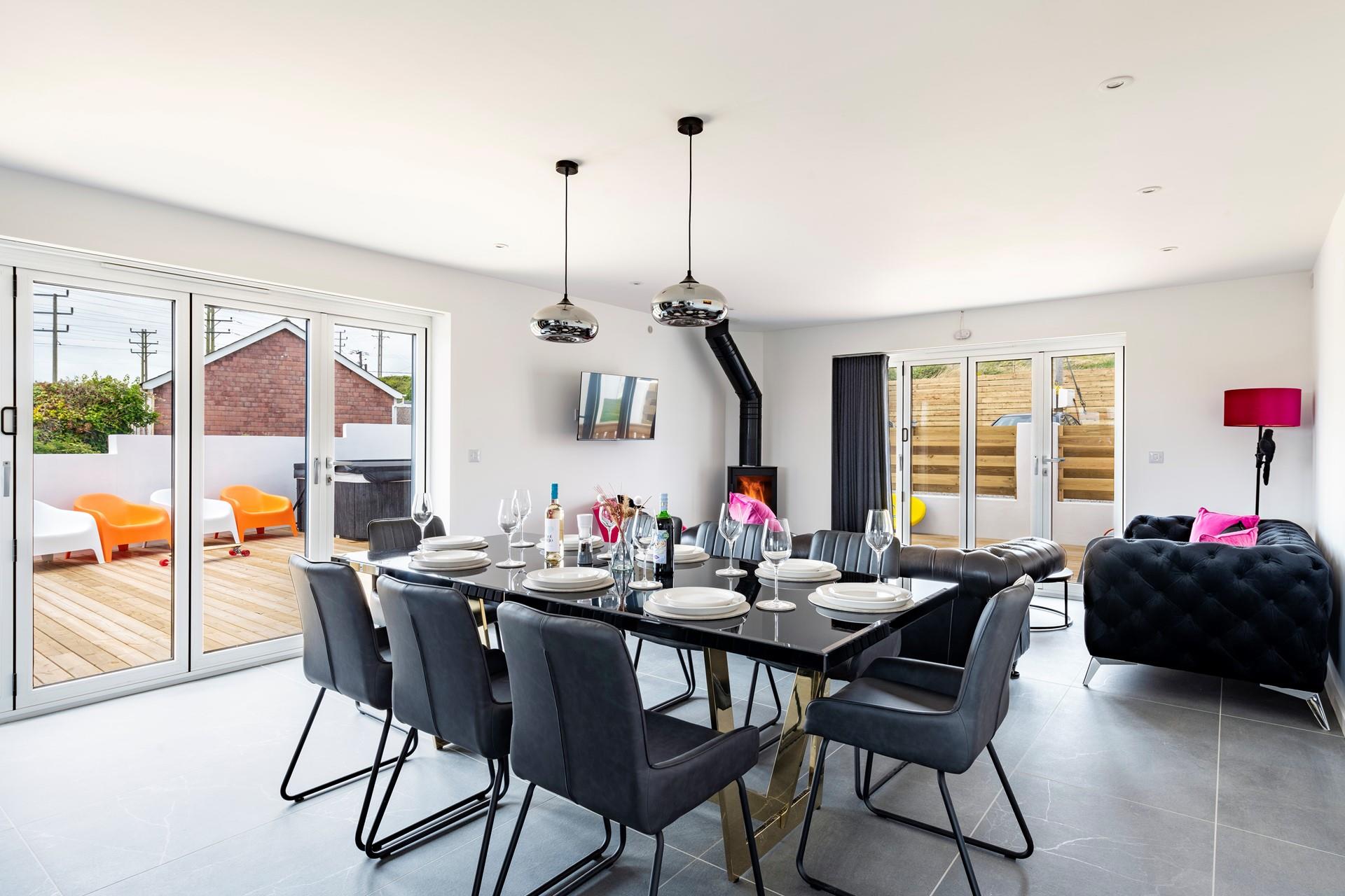 Light the woodburner and tuck into a delicious home-cooked roast in the chilly months.