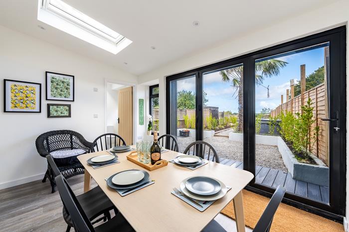 Goose Cottage, Sleeps 6 in Hayle