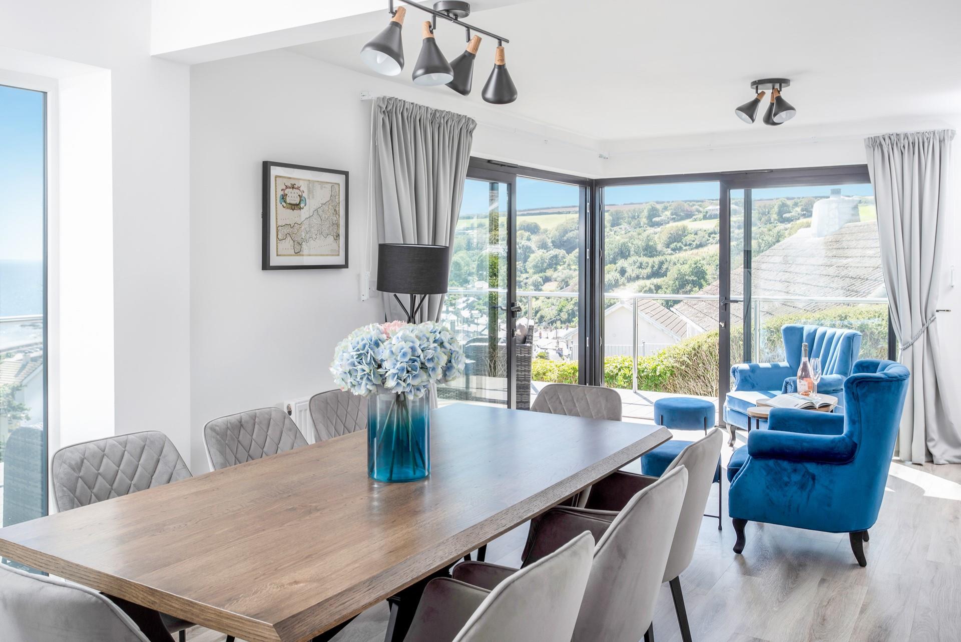 Gather together in the stylish living area boasting breathtaking views!