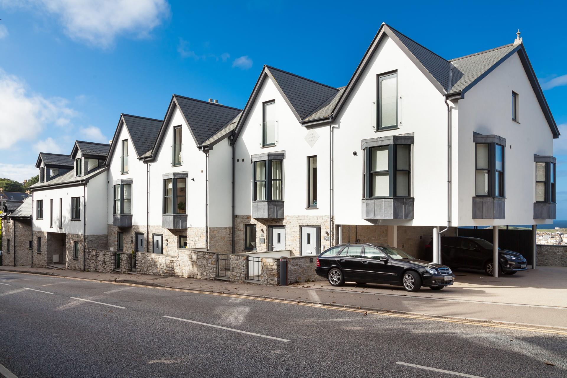 There is parking included, so you can come and go with a space to come back to.