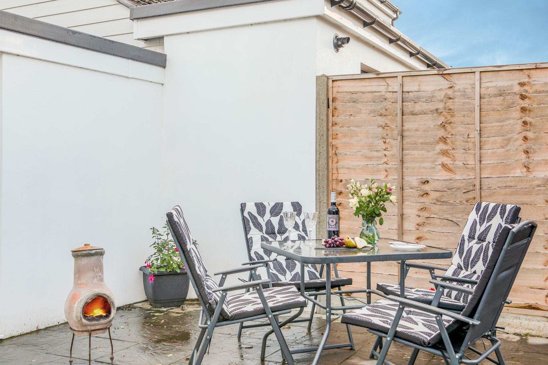 Spend balmy summer evenings in the garden.