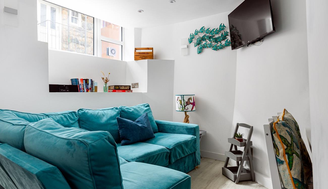 After spending the morning exploring the independent shops in St Ives, come back for a cuppa and local baked goods.