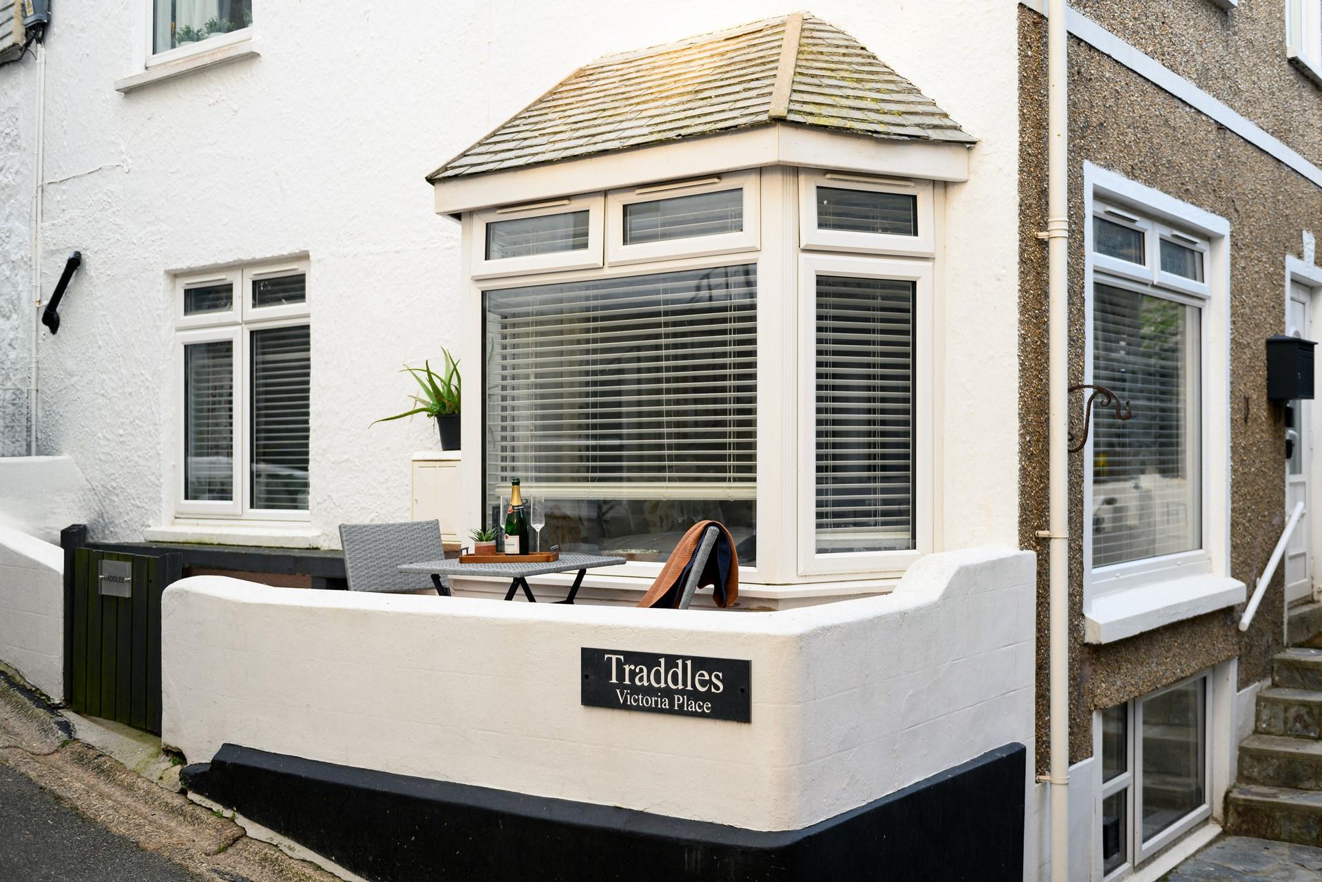 Explore the cobbled streets with this perfect base to return to.