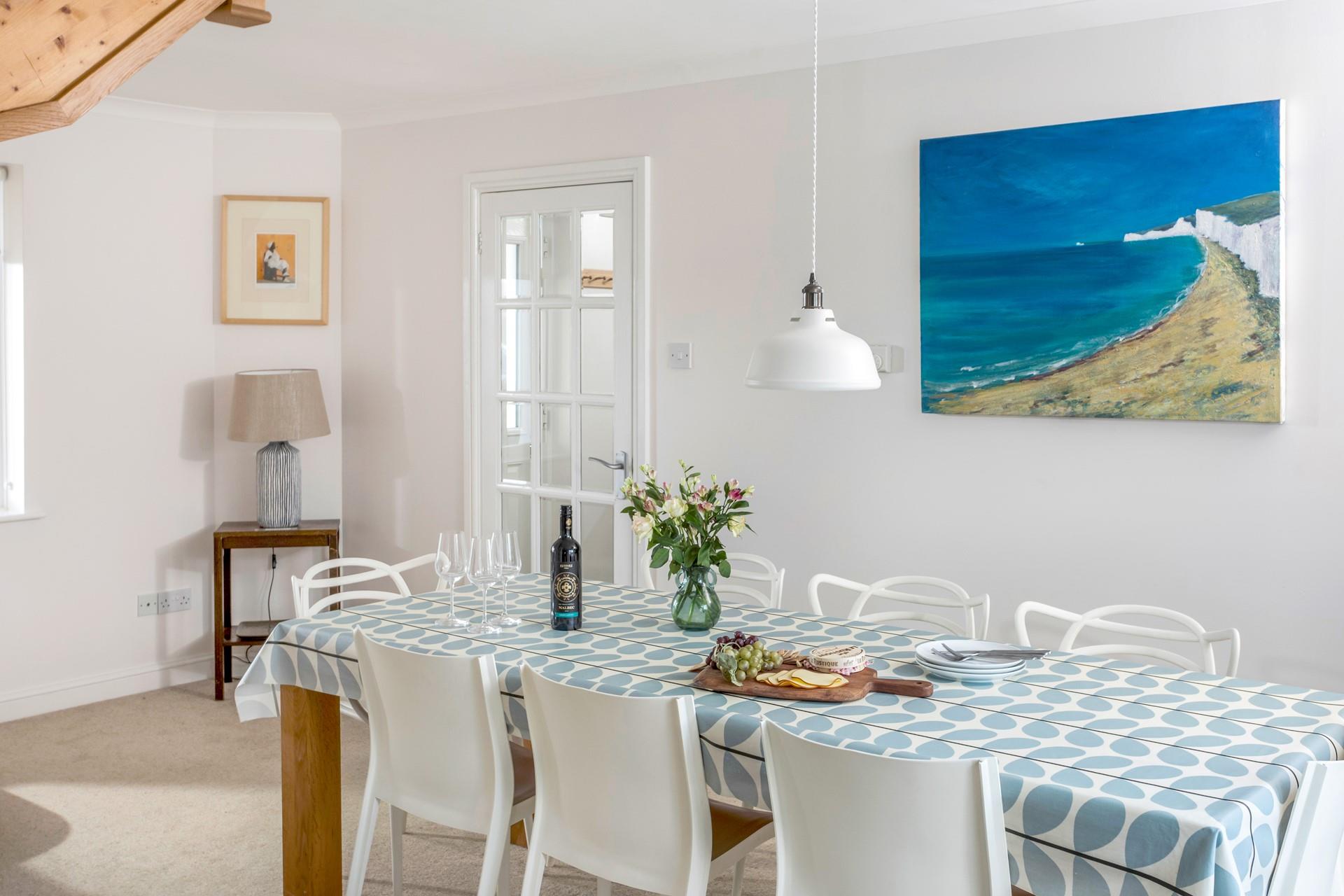 Enjoy wine and nibbles in the evening.