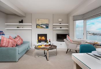 Blue Water is located with stunning views of St Ives harbour.
