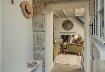 Beautifully styled, Bryher Cottage is a tranquil retreat close to the coast and moments from picturesque woodlands.