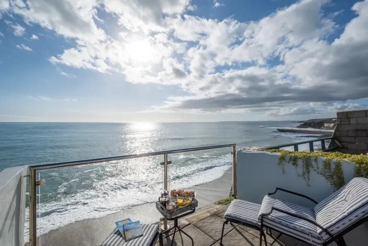 Take warm pastries and fresh juice out to the balcony to enjoy in the morning.