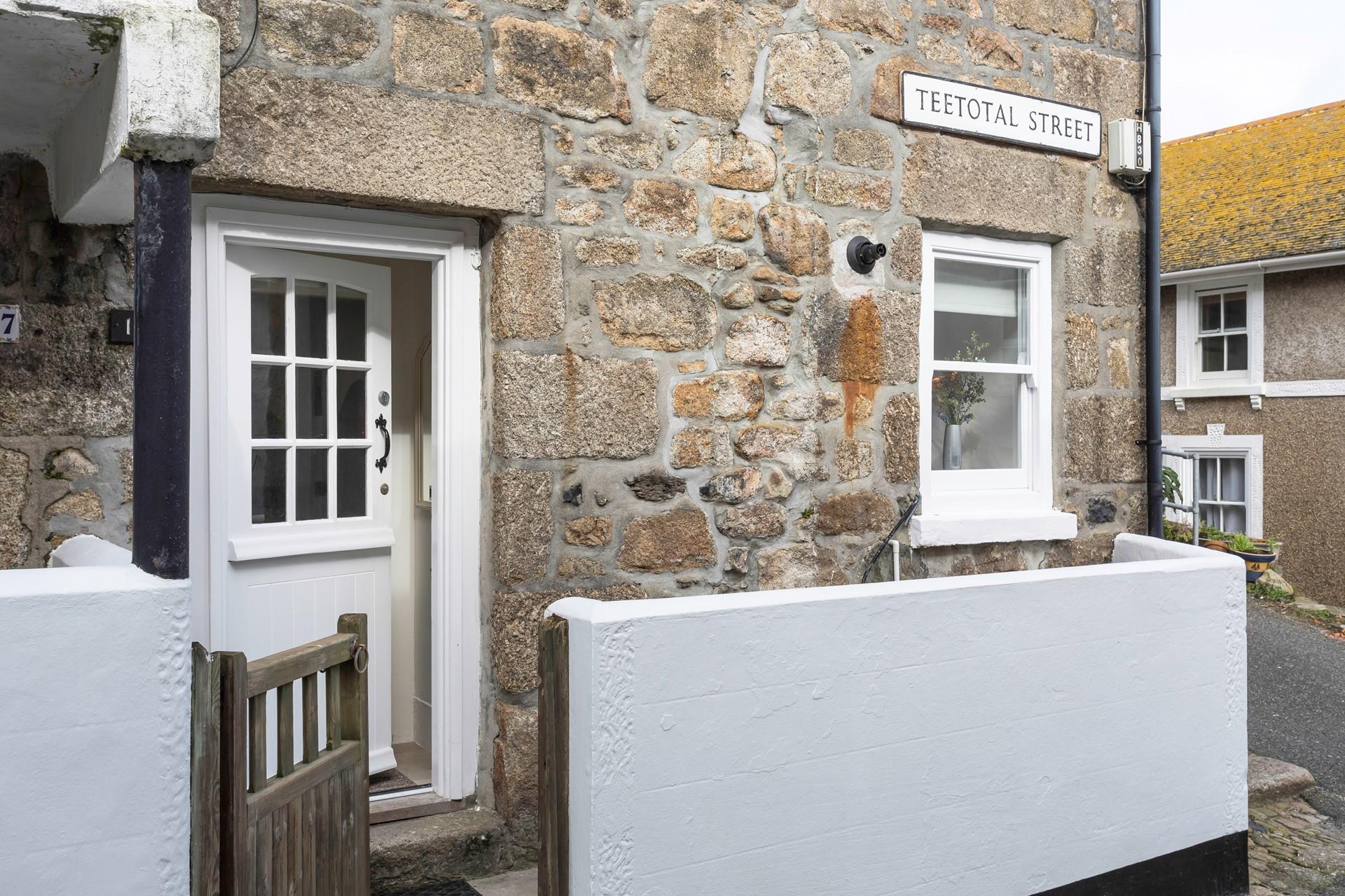Step out the door and explore idyllic St Ives.
